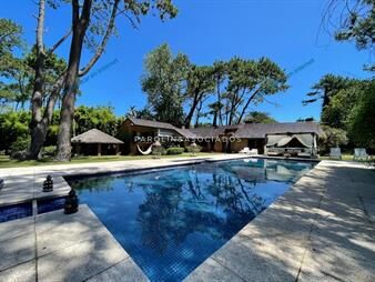 https://web5.gallito.com.uy/casa-en-venta-de-5-dormitorios-en-el-golf-punta-del-este-inmuebles-24673932