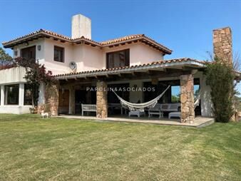 https://web5.gallito.com.uy/casa-en-venta-de-4-dormitorios-en-la-barra-punta-del-este-inmuebles-24566200