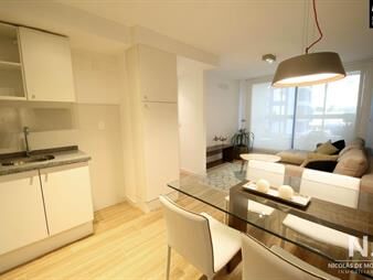 https://web5.gallito.com.uy/vendido-torre-moderna-a-pasos-del-mar-inmuebles-25035653
