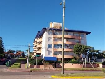 https://web5.gallito.com.uy/apto-1-dormitorio-en-edificio-villa-carmen-con-vista-al-mar-inmuebles-25587822