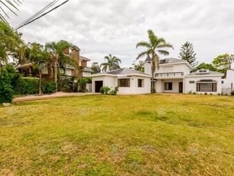 https://www.gallito.com.uy/venta-casa-punta-del-este-5-dormitorios-inmuebles-25934777