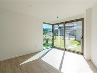 https://web5.gallito.com.uy/venta-apartamento-monoambiente-en-syrah-premiun-punta-ball-inmuebles-25928337