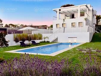 https://www.gallito.com.uy/alquiler-temporal-casa-4-dormitorios-manantiales-inmuebles-24673529
