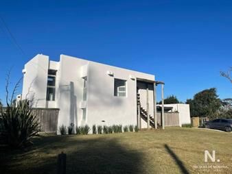 https://web5.gallito.com.uy/alquila-excelente-casa-de-3-dormitorios-en-la-juanita-jose-inmuebles-25944016