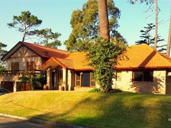 https://web5.gallito.com.uy/excelente-casa-en-venta-yo-alquiler-anual-y-temporario-en-inmuebles-25033304