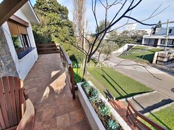 https://web5.gallito.com.uy/casa-en-las-delicias-mansa-3-dormitorios-inmuebles-25807641