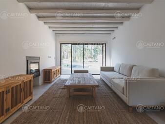https://www.gallito.com.uy/venta-casa-3-dormitorios-parque-burnett-inmuebles-23428930