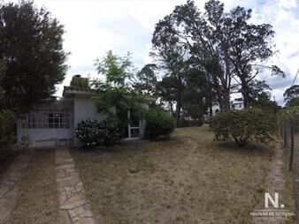 https://www.gallito.com.uy/casa-de-3-dormitorios-ideal-para-veranear-inmuebles-25034158