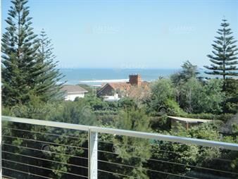 https://web5.gallito.com.uy/impresionante-apartamento-de-4-dormitorios-en-brava-inmuebles-25959286