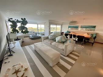 https://web5.gallito.com.uy/semipiso-en-primera-fila-playa-brava-edificio-indigo-inmuebles-21798520