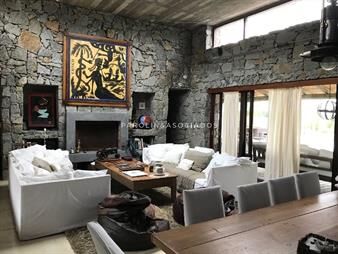 https://www.gallito.com.uy/casa-en-venta-en-el-quijote-barrio-privado-punta-del-este-inmuebles-20731362