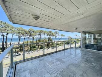 https://web5.gallito.com.uy/venta-apartamento-3-dormitorios-playa-mansa-punta-del-es-inmuebles-23196704