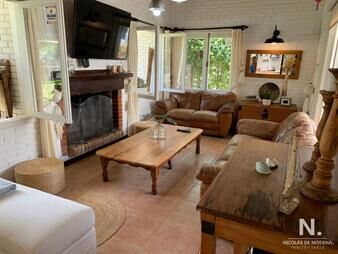 https://www.gallito.com.uy/excelente-casa-con-piscina-en-san-rafael-inmuebles-25034251