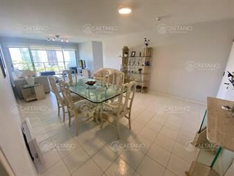 https://web5.gallito.com.uy/venta-apartamento-3-dormitorios-mas-dependencia-playa-man-inmuebles-24976300