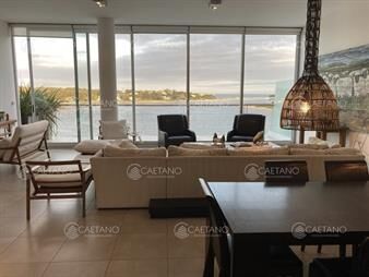 https://web5.gallito.com.uy/apartamento-3-dormitorios-la-barra-punta-del-este-inmuebles-25967881
