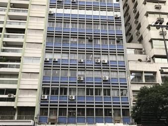 https://web5.gallito.com.uy/venta-oficina-sobre-18-de-julio-y-vazquez-piso-alto-vista-a-inmuebles-25710091
