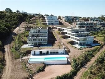 https://www.gallito.com.uy/venta-apartamento-2-dormitorios-punta-ballena-inmuebles-22402465