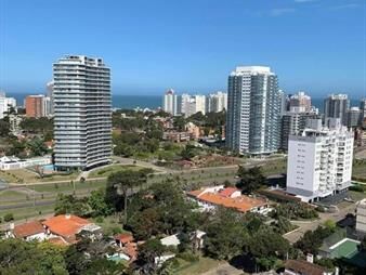 https://www.gallito.com.uy/apartamento-playa-mansa-inmuebles-24852104