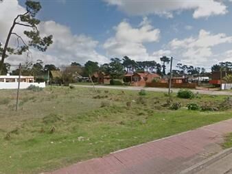 https://web5.gallito.com.uy/terreno-en-maldonado-inmuebles-23916680