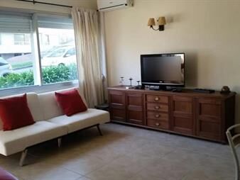 https://www.gallito.com.uy/apartamento-en-peninsula-inmuebles-24852155