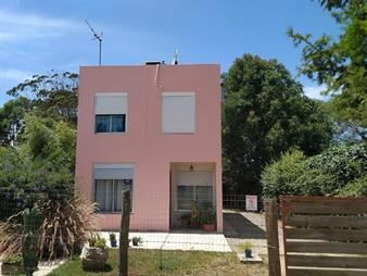 https://web5.gallito.com.uy/casa-balneario-buenos-aires-3-dormitorios-parrillero-inmuebles-25706434