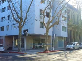 https://web5.gallito.com.uy/venta-local-comercial-zona-centro-calle-canelones-inmuebles-17387782