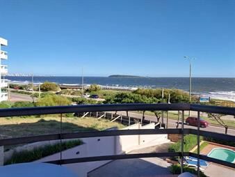 https://web5.gallito.com.uy/apartamento-en-venta-de-1-dormitorio-en-primera-linea-del-m-inmuebles-25736070