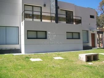 https://web5.gallito.com.uy/casa-de-4-dormitorios-dentro-del-complejo-solanas-inmuebles-26026808