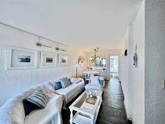 https://www.gallito.com.uy/apartamento-punta-del-este-primera-linea-playa-brava-2-inmuebles-25643784