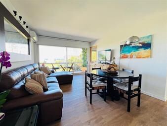 https://web5.gallito.com.uy/apartamento-en-venta-de-2-dormitorios-en-edificio-epidauro-inmuebles-25257406