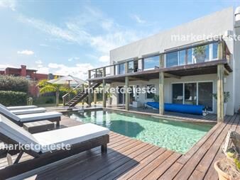https://web5.gallito.com.uy/casa-moderna-en-tio-tom-inmuebles-26051875