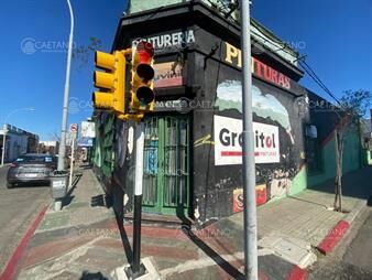 https://www.gallito.com.uy/venta-local-en-pleno-centro-de-maldonado-esquina-ideal-inmuebles-25780747