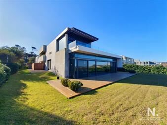 https://web5.gallito.com.uy/casa-de-lujo-en-venta-y-alquiler-barrio-privado-en-primer-inmuebles-25033557