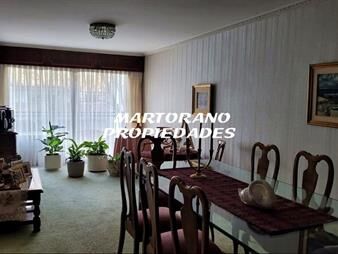 https://web5.gallito.com.uy/vendo-ya-apartamento-3-y-servicio-garage-a-una-de-rambla-inmuebles-26085316