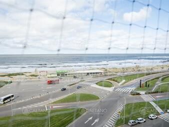 https://web5.gallito.com.uy/hermoso-departamento-en-punta-del-este-torre-imerpiale-inmuebles-25123901