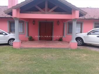 https://web5.gallito.com.uy/casa-en-venta-de-4-dormitorios-en-marly-punta-del-este-inmuebles-25972449