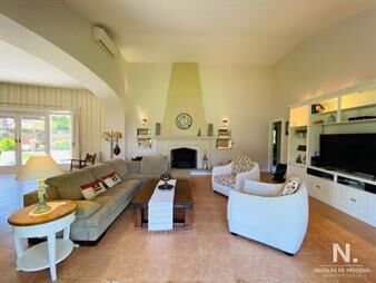 https://web5.gallito.com.uy/muy-linda-casa-toda-reciclada-inmuebles-25034416