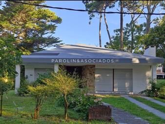 https://www.gallito.com.uy/casa-en-venta-de-4-dormitorios-en-san-rafael-punta-del-est-inmuebles-25190387