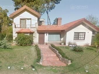 https://web5.gallito.com.uy/hermosa-casa-de-dos-plantas-en-la-arbolada-inmuebles-18761895