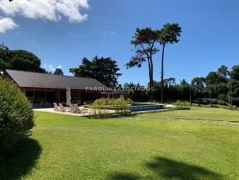 https://web5.gallito.com.uy/casa-en-venta-de-5-dormitorios-en-country-punta-del-este-inmuebles-16906252
