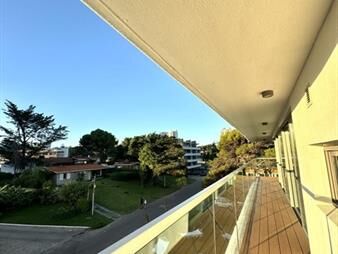 https://web5.gallito.com.uy/en-venta-apartamento-de-2-dormitorios-balcon-con-vista-esp-inmuebles-25549619