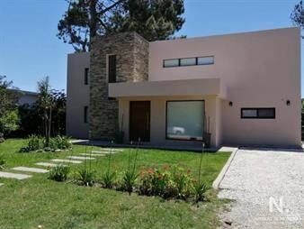 https://web5.gallito.com.uy/casa-moderna-en-la-residence-inmuebles-24987389