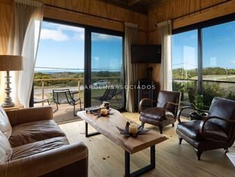 https://www.gallito.com.uy/casa-en-venta-de-3-dormitorios-en-la-juanita-jose-ignacio-inmuebles-25406062