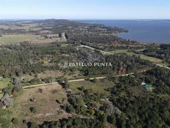 https://web5.gallito.com.uy/chacra-a-la-venta-a-10-minutos-de-punta-ballena-inmuebles-25519107