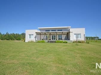https://web5.gallito.com.uy/alquiler-casa-muy-cã³moda-y-luminosa-en-el-quijote-inmuebles-26133642