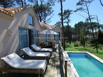 https://web5.gallito.com.uy/casa-en-venta-de-4-dormitorios-en-laguna-blanca-inmuebles-25218367