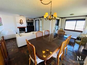 https://web5.gallito.com.uy/apartamento-en-venta-de-3-dormitorios-en-punta-del-este-inmuebles-24994209