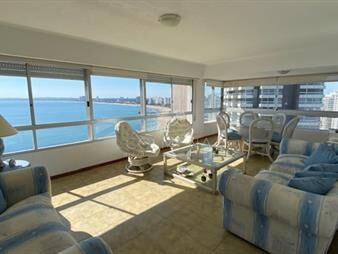 https://web5.gallito.com.uy/apto-de-3-dormitorios-3-baños-con-una-vista-muy-buena-a-pl-inmuebles-22908601