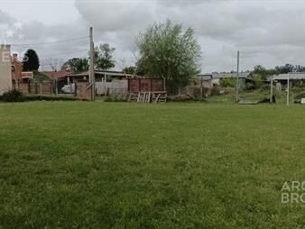 https://www.gallito.com.uy/terreno-en-venta-en-jardines-del-ferrocarril-en-melo-inmuebles-26156425