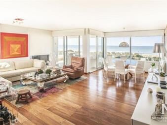 https://web5.gallito.com.uy/playa-brava-primera-linea-al-mar-penthouse-inmuebles-24987920